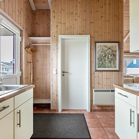 Tohuus Holiday home Wesselburenerkoog