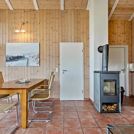 Tohuus Holiday home Wesselburenerkoog